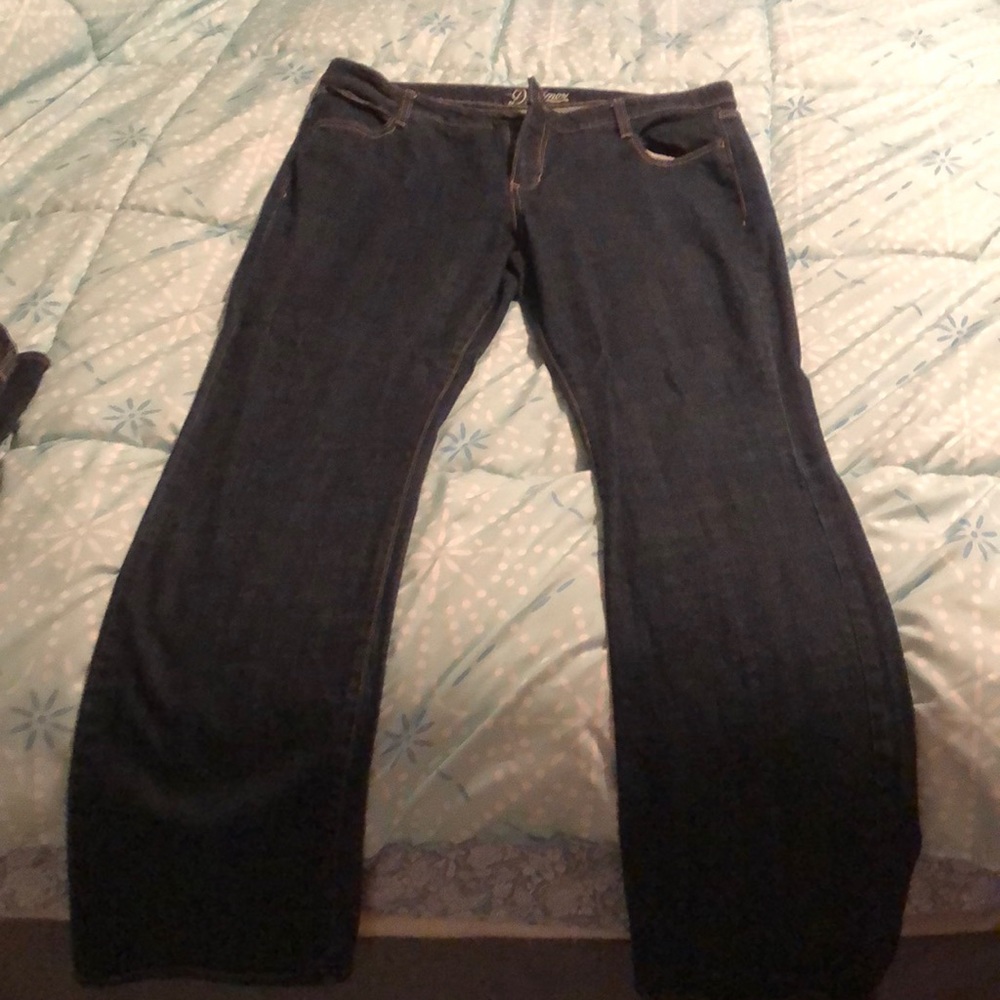 Dreamer Old Navy Jeans. Dark wash. Size 16 Tall.